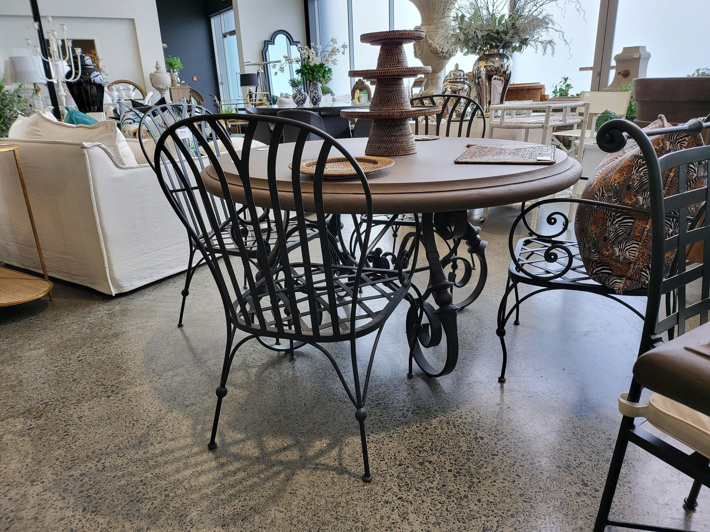 Alfresco Dining Table Round Indoor/outdoor
