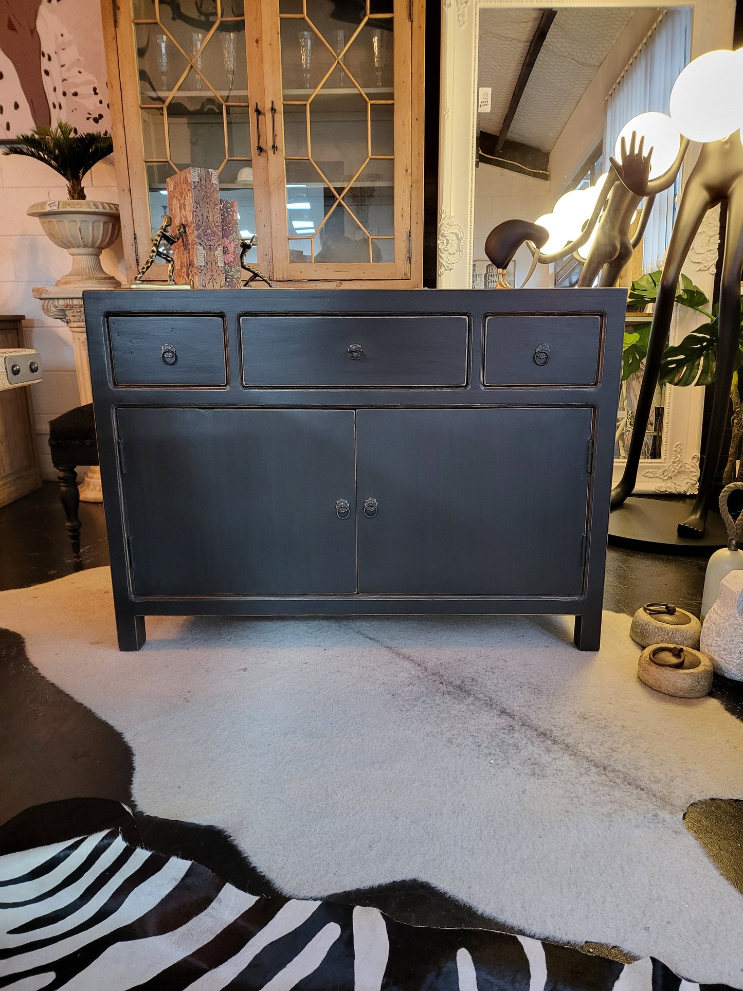 Barclay 2 Door 3 Drawer Sideboard